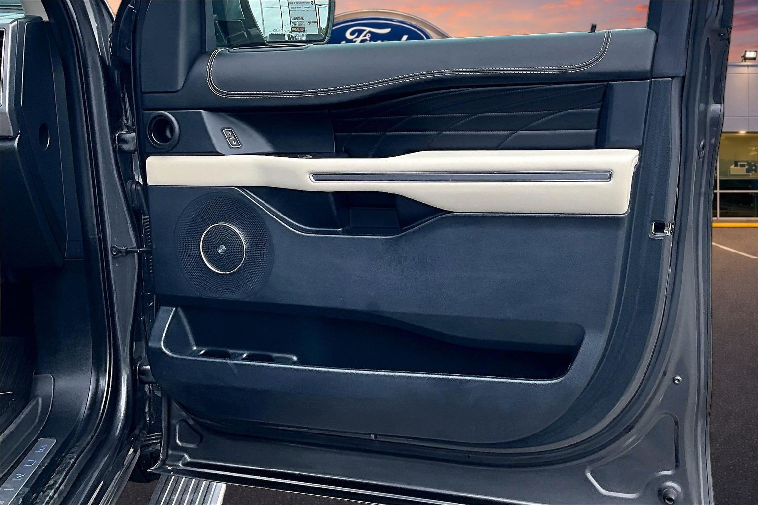 Certified 2020 Ford Expedition Platinum AWD/4WD image 24