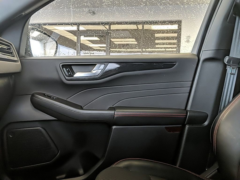 Certified 2024 Ford Escape ST-Line w/ Tech Pack #1 image 22