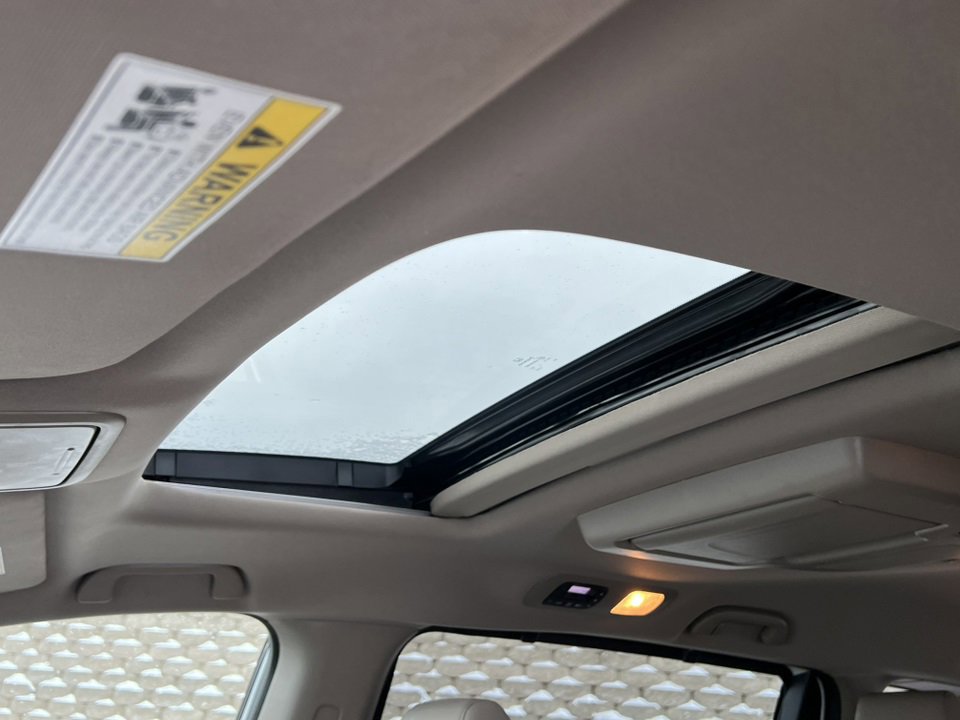 Used 2023 Honda Odyssey Touring image 14