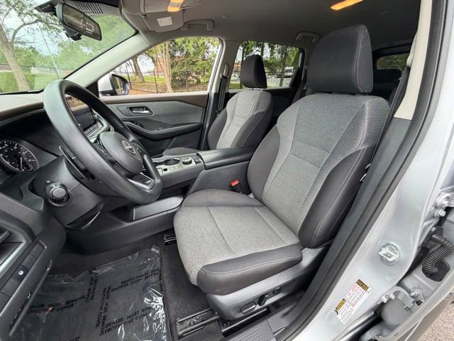 Used 2023 Nissan Rogue SV AWD/4WD image 14