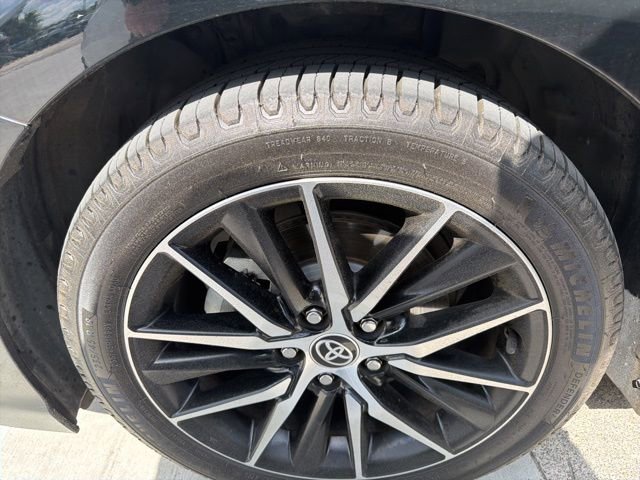 Used 2023 Toyota Camry SE w/ Convenience Package FWD video 2