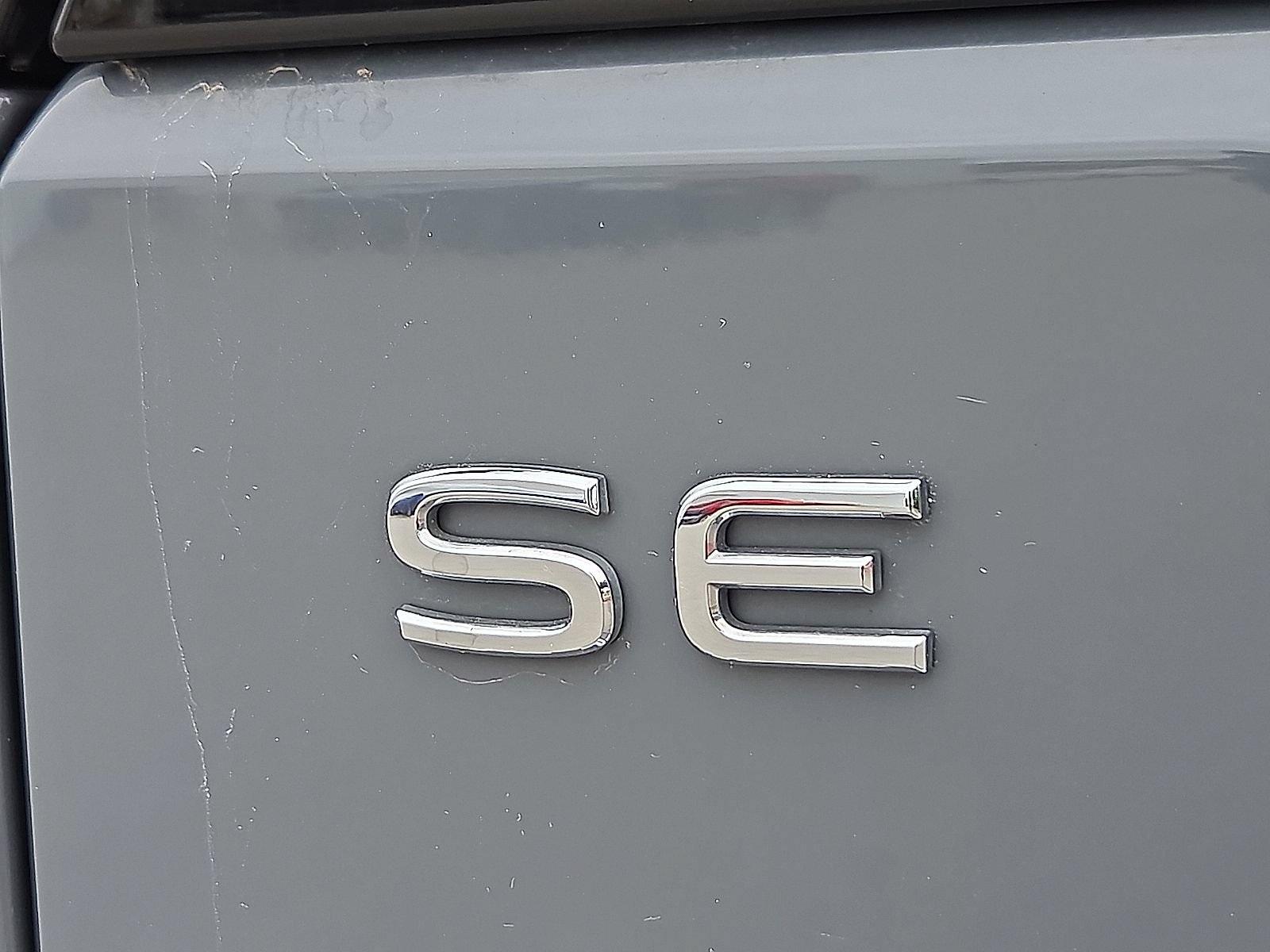 Used 2025 Volkswagen Atlas Peak Edition SE AWD/4WD image 9