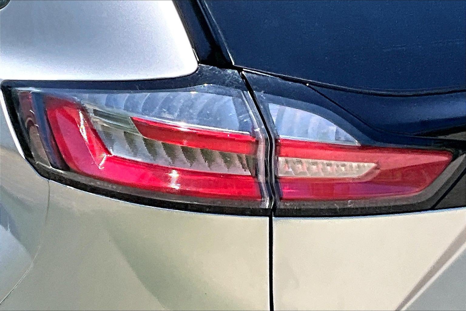 Certified 2019 Ford Edge Titanium w/ Equipment Group 301A FWD image 30