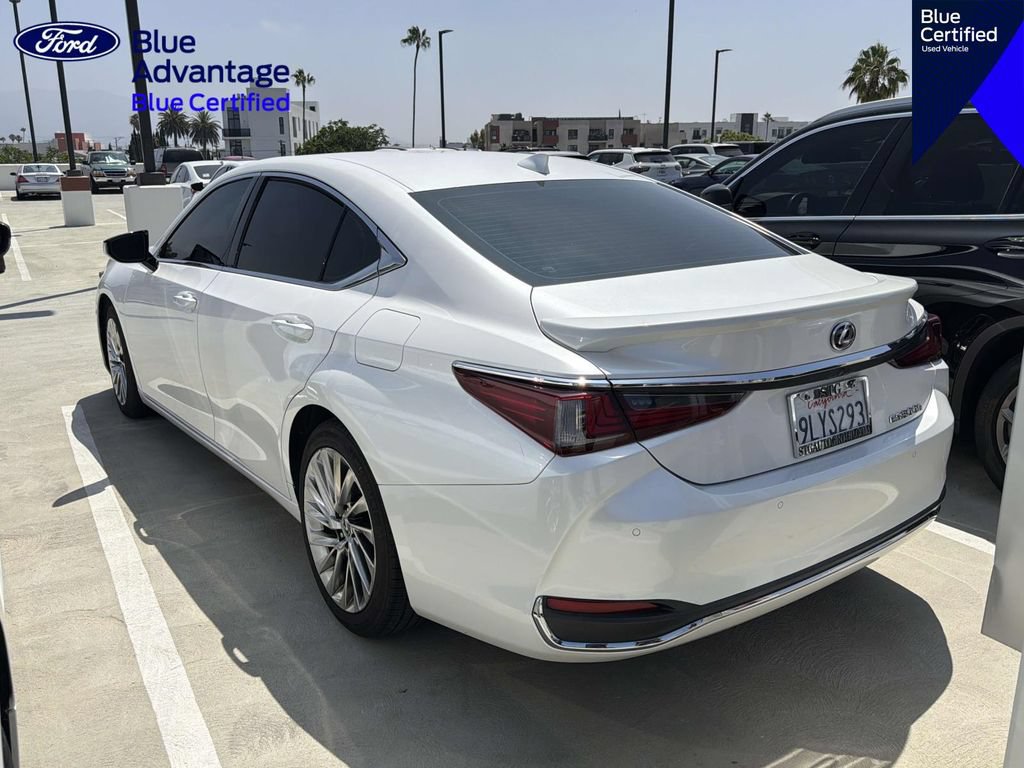 Used 2021 Lexus ES 300h w/ Luxury Package FWD image 19