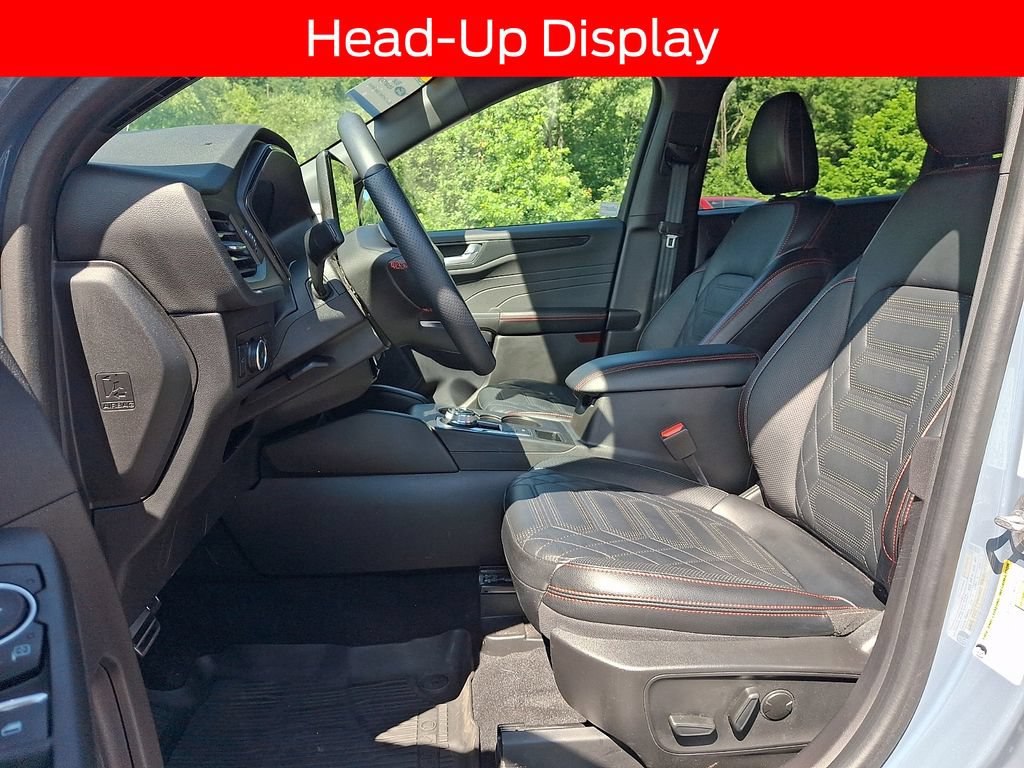 Certified 2023 Ford Escape ST-Line Elite w/ Premium Technology Package AWD/4WD image 13