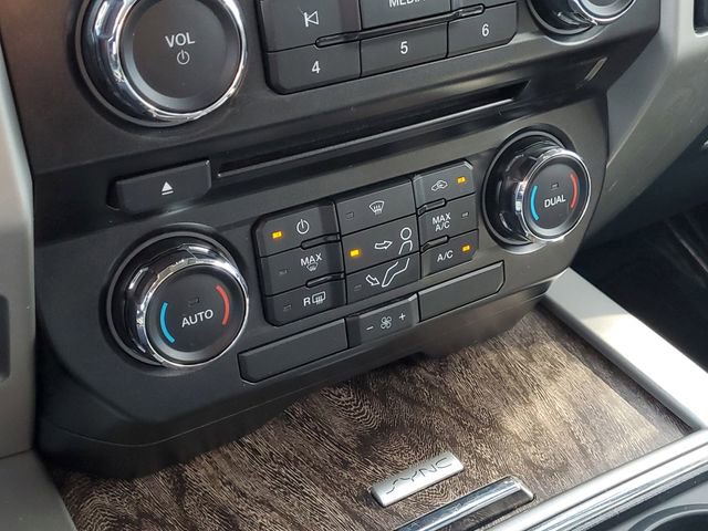 Certified 2017 Ford F250 Lariat w/ Chrome Package image 21