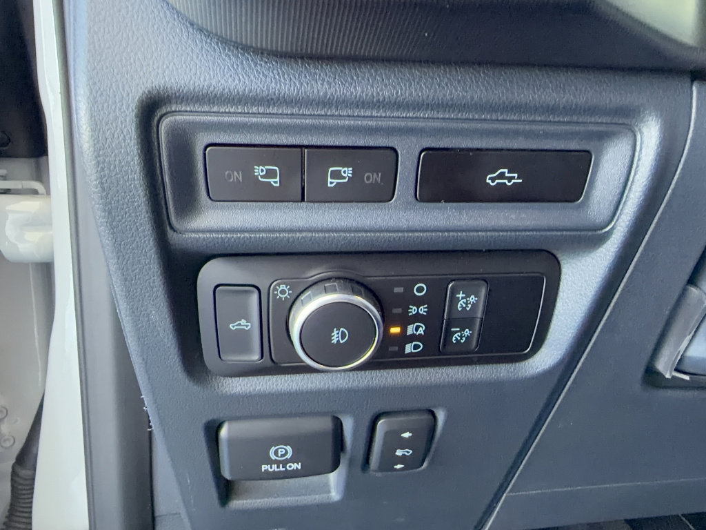 Certified 2023 Ford F150 Platinum w/ Equipment Group 701A High image 31