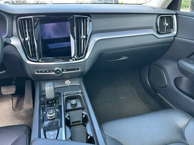 Used 2024 Volvo S60 B5 Core FWD image 13