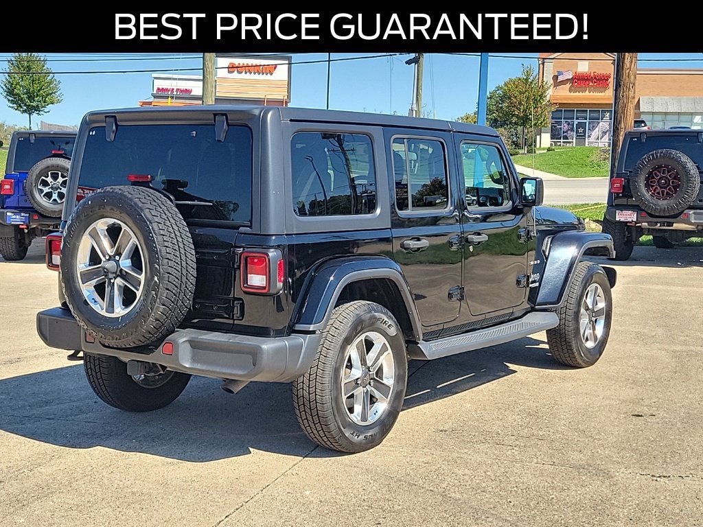 Used 2018 Jeep Wrangler Unlimited Sahara w/ Cold Weather Group AWD/4WD image 4