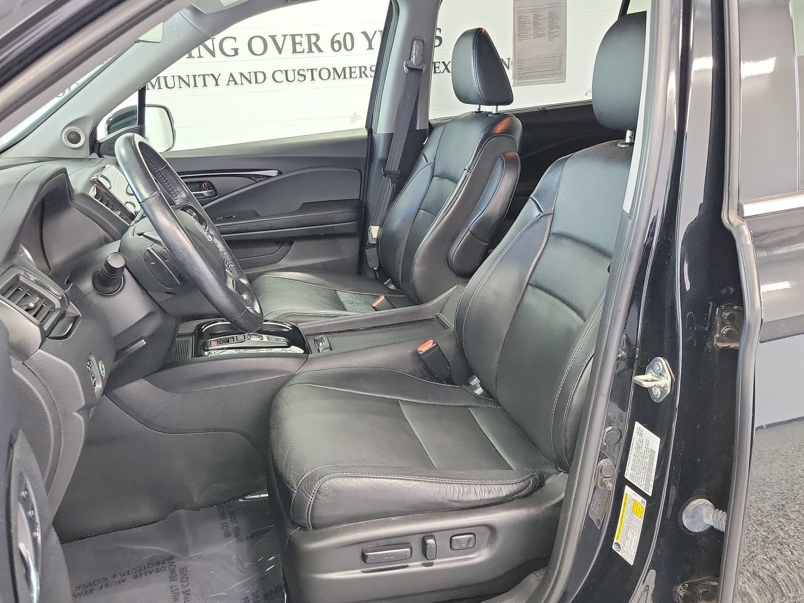 Used 2020 Honda Pilot Elite image 8