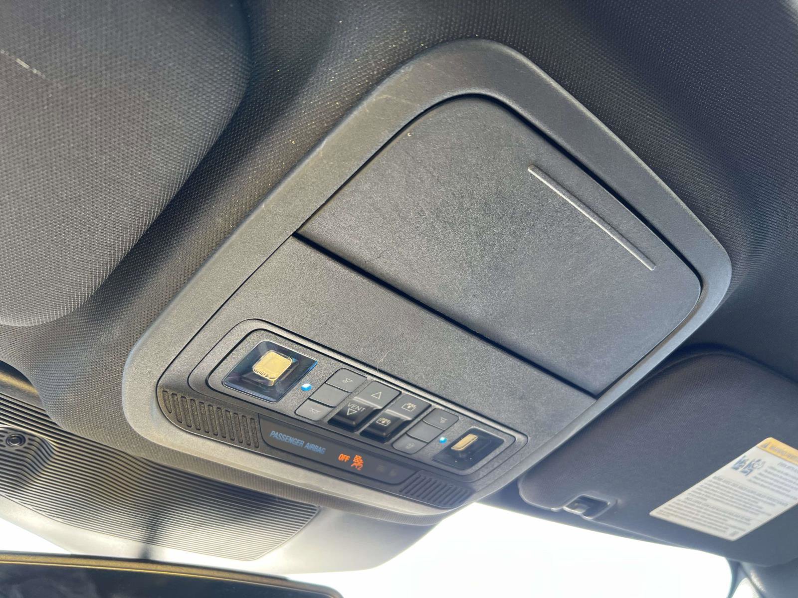 Certified 2022 Ford Explorer ST-Line w/ Class IV Trailer Tow Package image 34