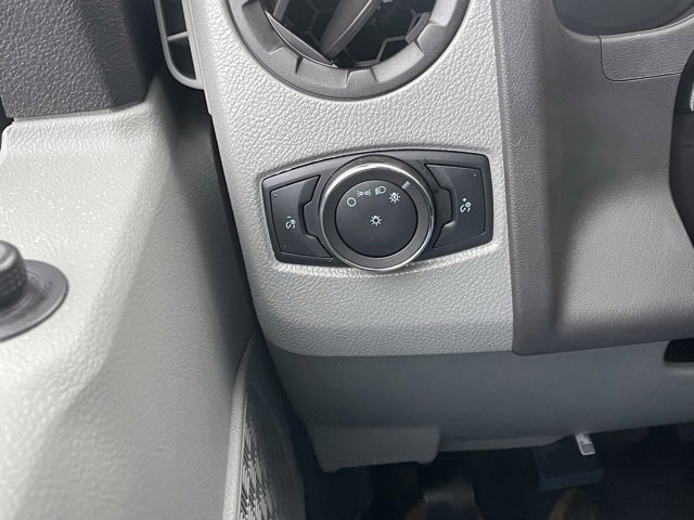 Certified 2022 Ford E-350 and Econoline 350 Super Duty image 22