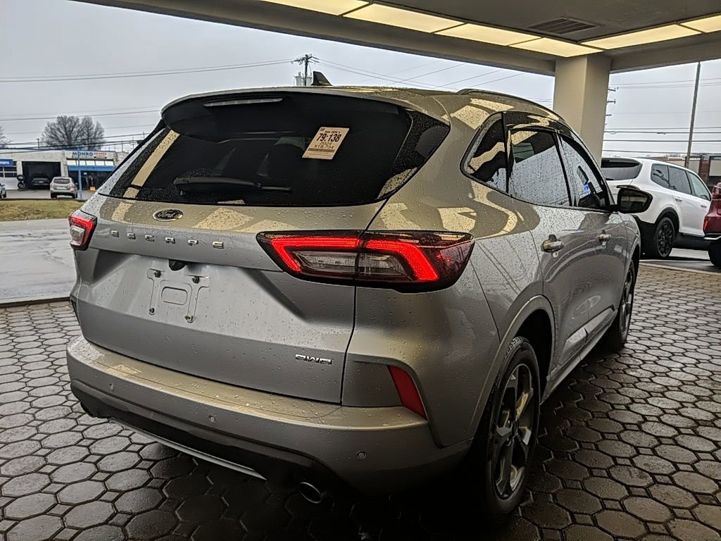 Certified 2024 Ford Escape ST-Line w/ Tech Pack #1 image 5