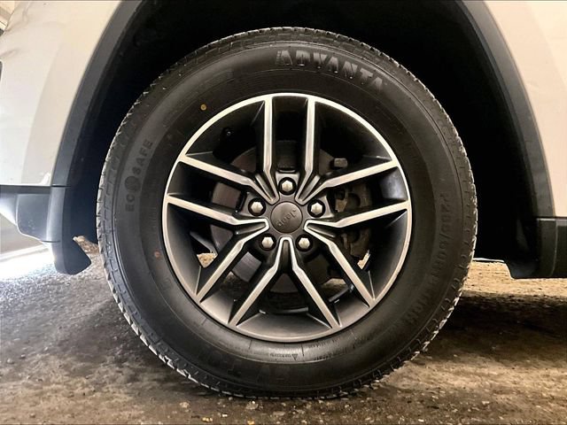 Used 2019 Jeep Grand Cherokee Limited AWD/4WD image 8