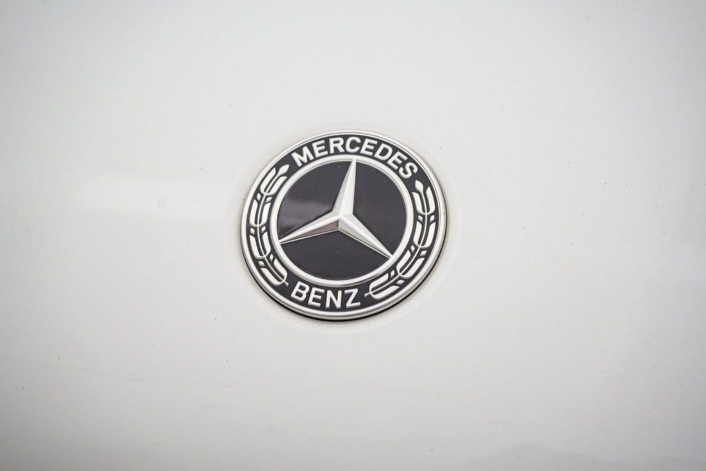 Used 2022 Mercedes-Benz GLC 300 4MATIC image 12