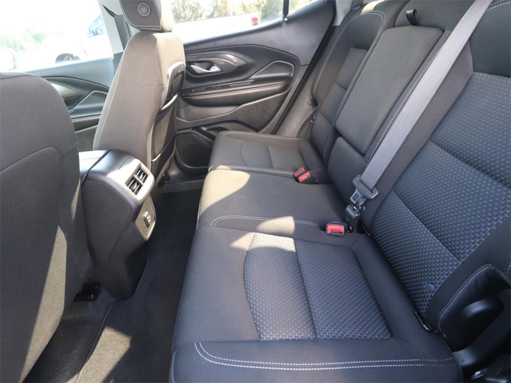Used 2024 GMC Terrain SLE image 12
