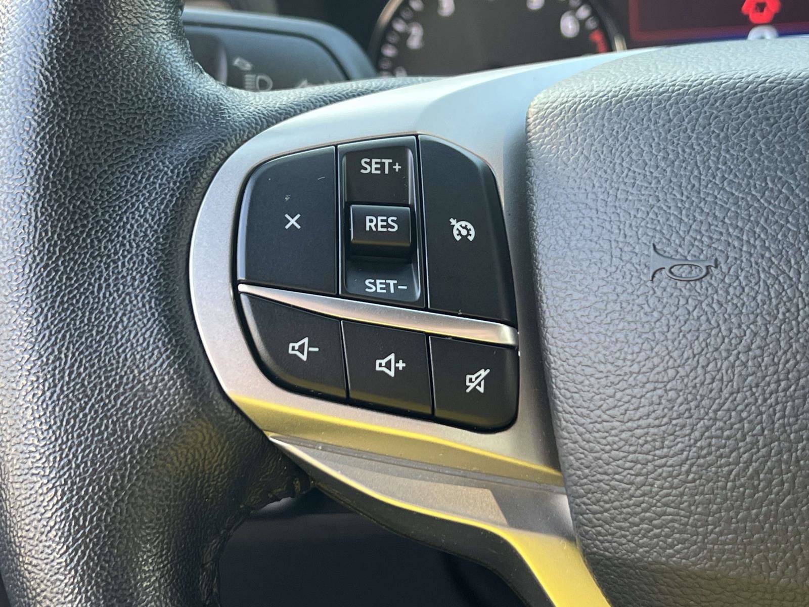 Certified 2022 Ford Explorer XLT image 20