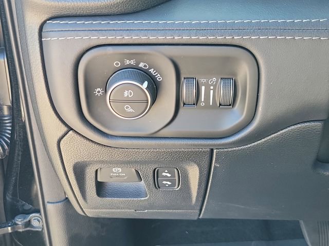 Used 2022 RAM 1500 Limited AWD/4WD image 25