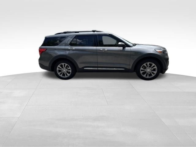 Certified 2021 Ford Explorer XLT w/ Equipment Group 202A RWD image 5