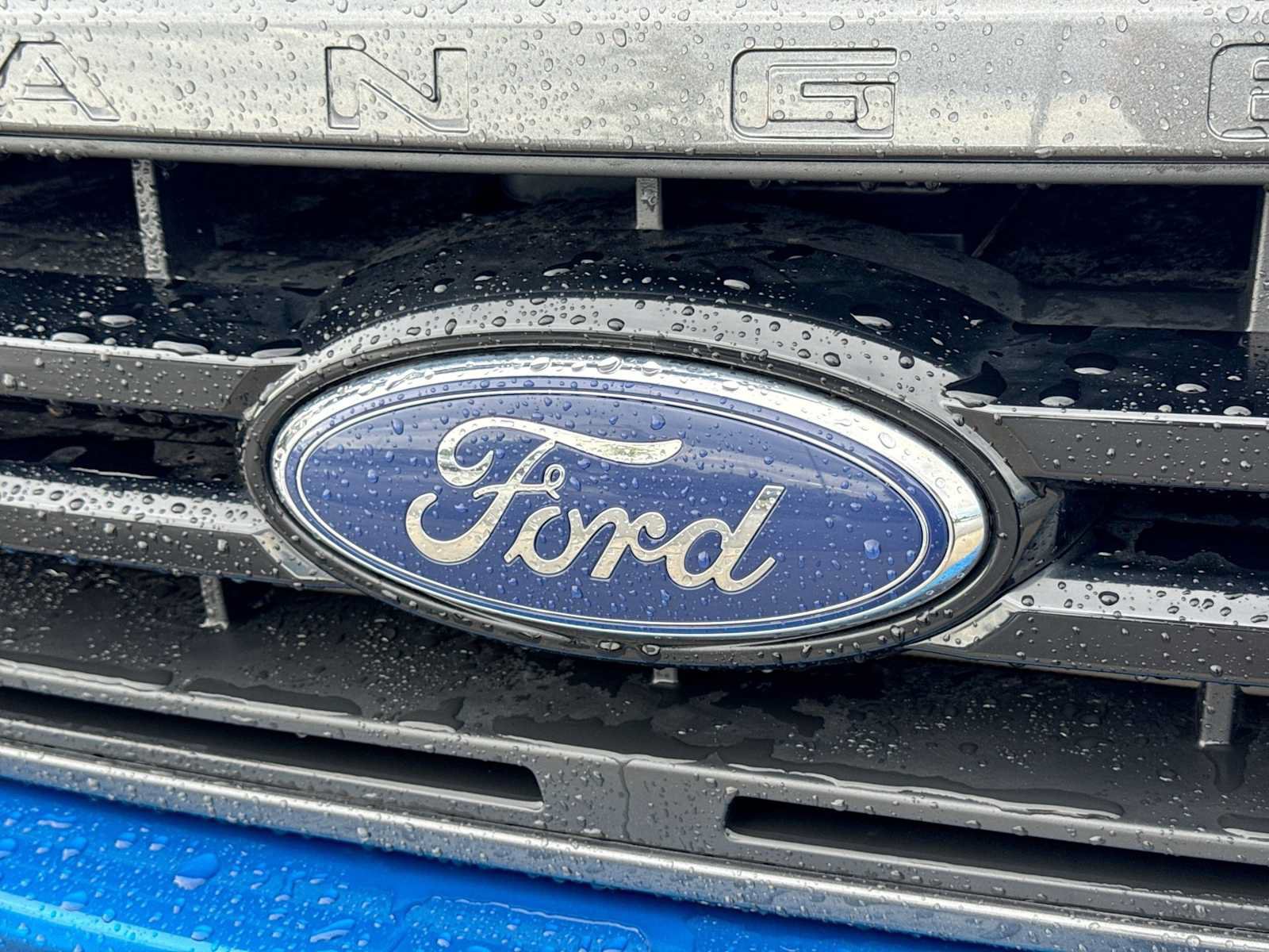 Certified 2022 Ford Ranger Lariat w/ Tremor Off-Road Package AWD/4WD image 11