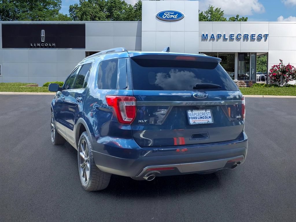 Certified 2017 Ford Explorer XLT w/ Equipment Group 202A AWD/4WD image 3