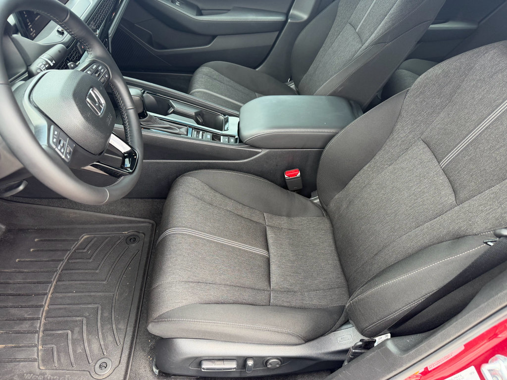 Used 2025 Honda Accord Sport image 17