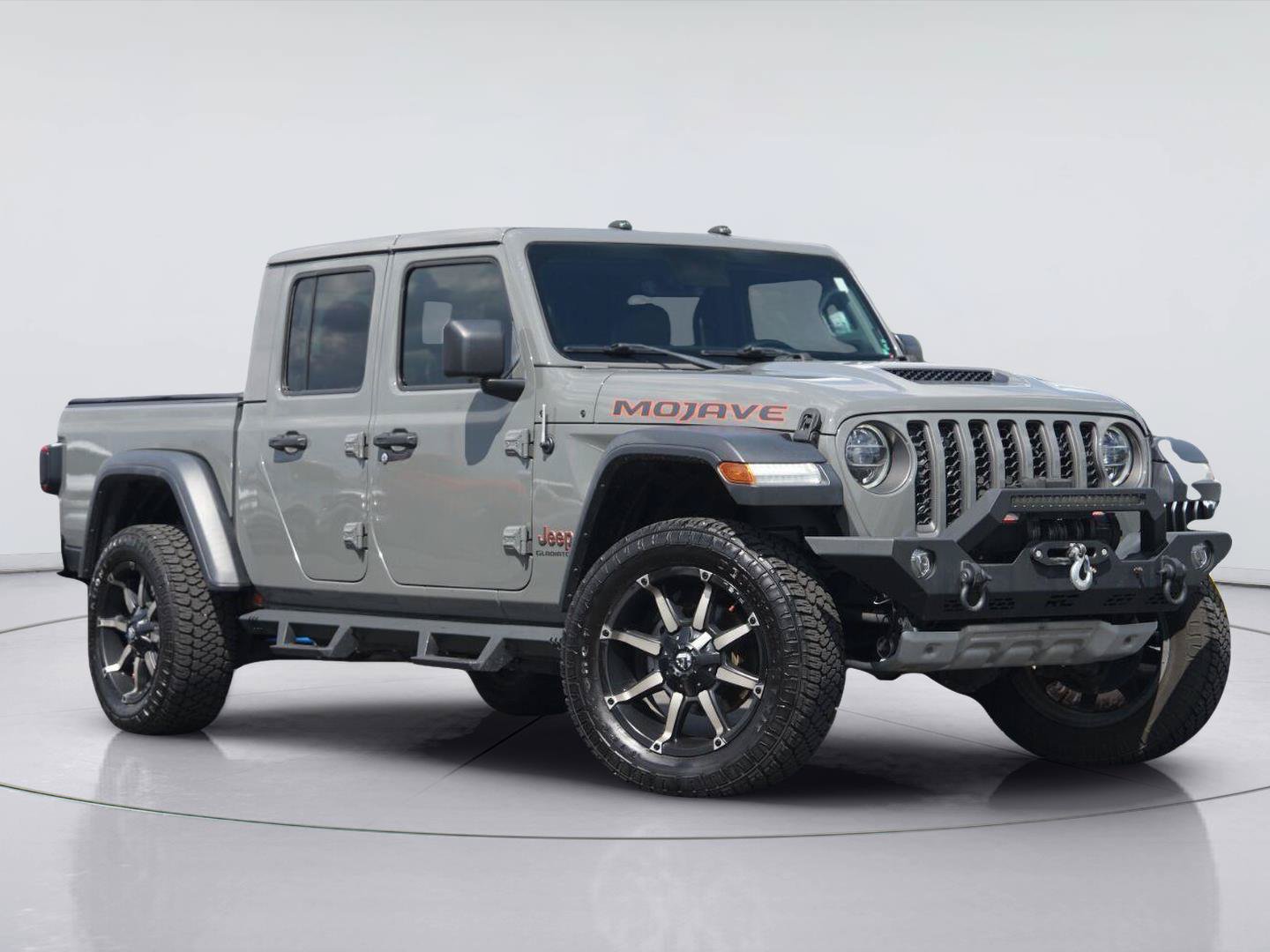 Used 2020 Jeep Gladiator Mojave AWD/4WD image 2