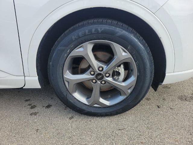 Certified 2023 Ford Escape ST-Line w/ Tech Pack #1 FWD image 6