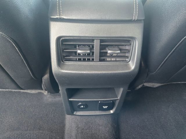 Certified 2023 Ford Edge Titanium image 10