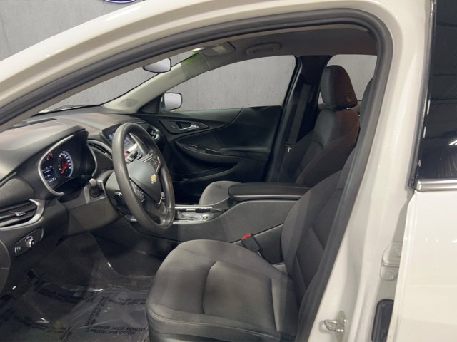 Used 2024 Chevrolet Malibu LT FWD image 13