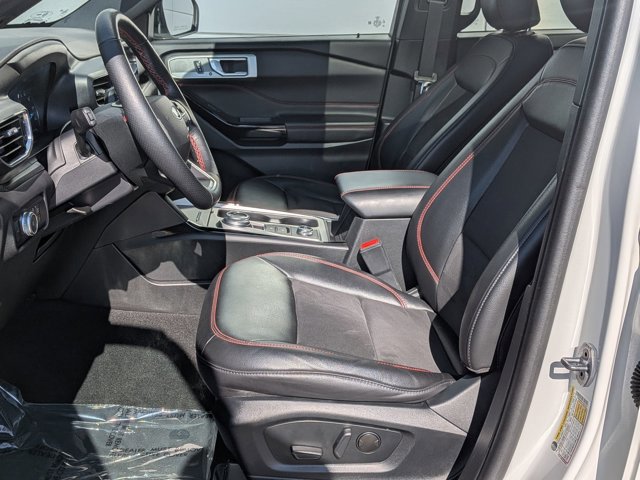Certified 2023 Ford Explorer ST-Line w/ Class IV Trailer Tow Package AWD/4WD image 17