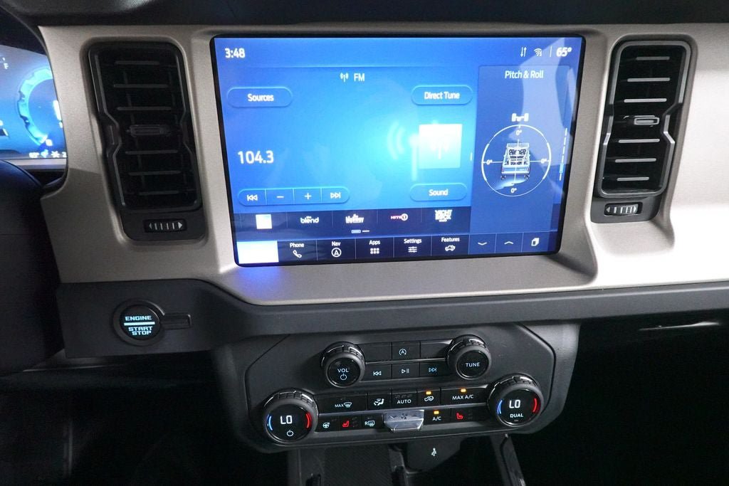 Certified 2025 Ford Bronco Outer Banks AWD/4WD image 16