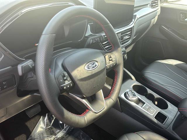 Certified 2025 Ford Escape ST-Line Elite w/ Premium Technology Package AWD/4WD image 21