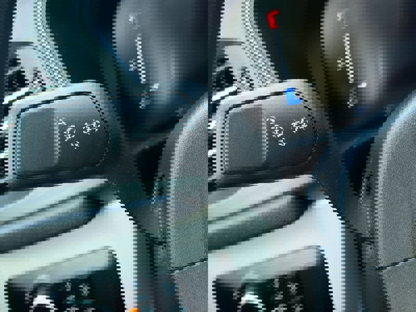 Certified 2025 Ford Escape Active image 27