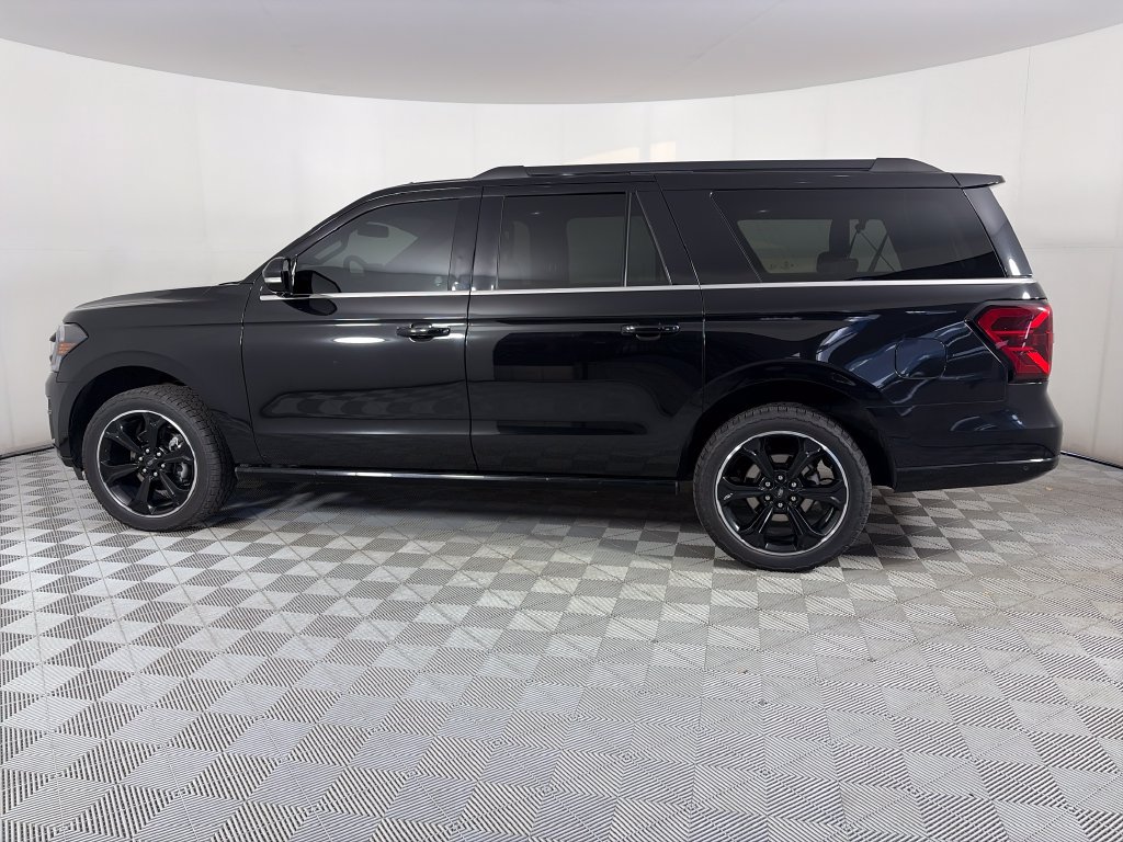 Certified 2022 Ford Expedition Max Limited AWD/4WD image 4