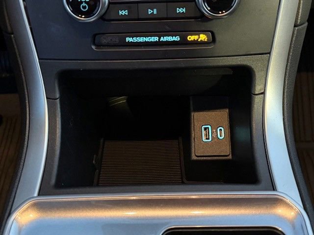 Certified 2024 Ford Edge SEL image 24