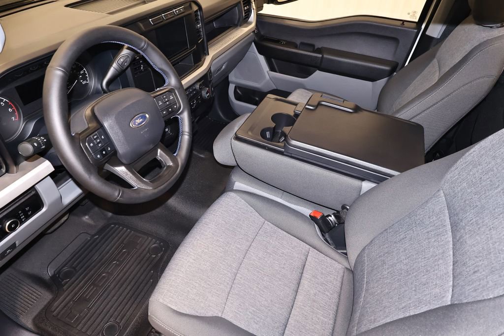 Certified 2024 Ford F250 XL w/ FX4 Off-Road Package AWD/4WD image 29