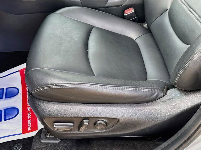 Used 2023 Toyota RAV4 XLE Premium AWD/4WD image 17