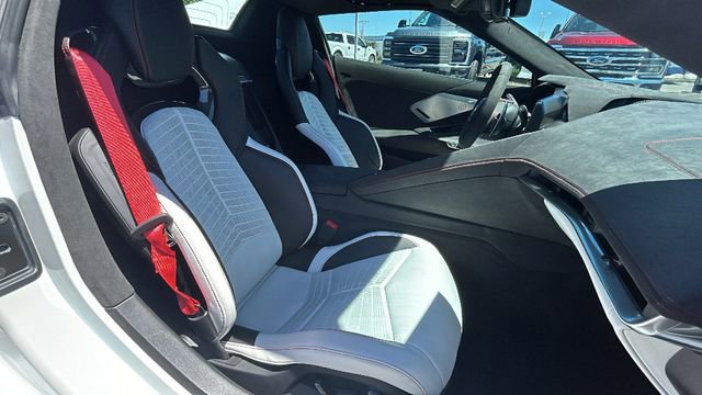 Used 2023 Chevrolet Corvette Stingray Premium Conv w/ Z51 Performance Package RWD image 12