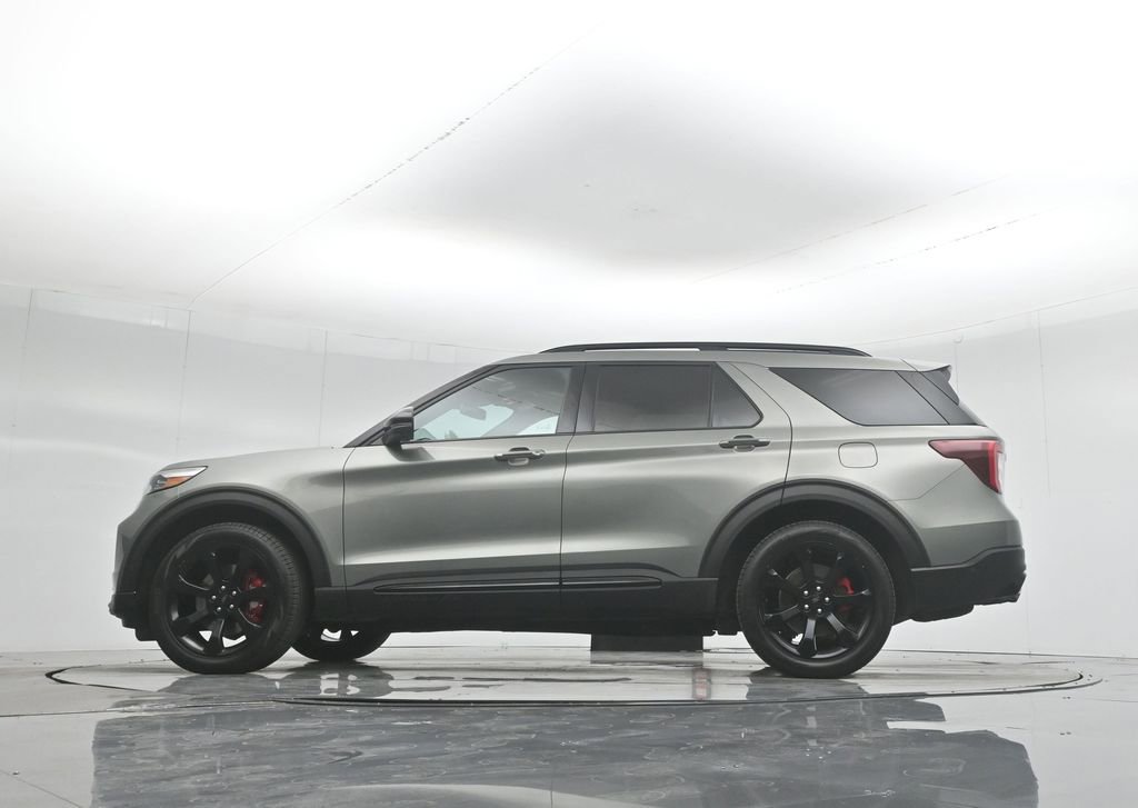 Certified 2020 Ford Explorer ST w/ ST Street Pack image 55