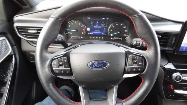 Certified 2022 Ford Explorer ST-Line w/ Class IV Trailer Tow Package image 24