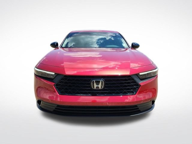 Used 2025 Honda Accord SE image 2