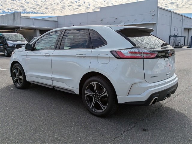 Certified 2020 Ford Edge ST image 3