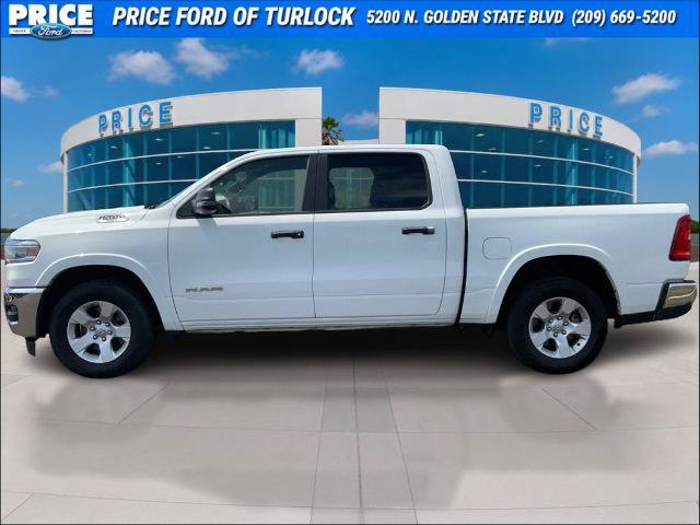 Used 2025 RAM 1500 Big Horn AWD/4WD image 8
