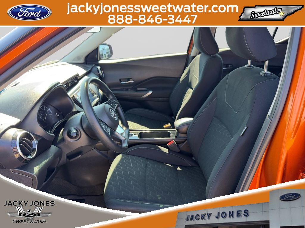 Used 2023 Nissan Kicks SV FWD image 10