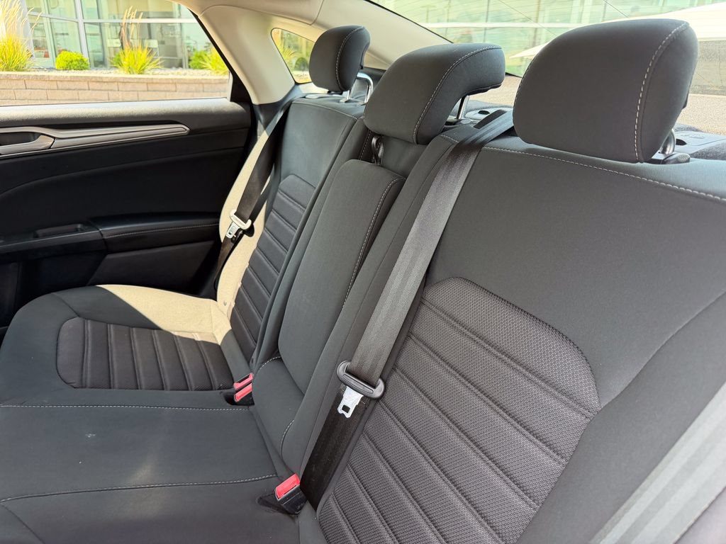 Certified 2020 Ford Fusion SE FWD image 12