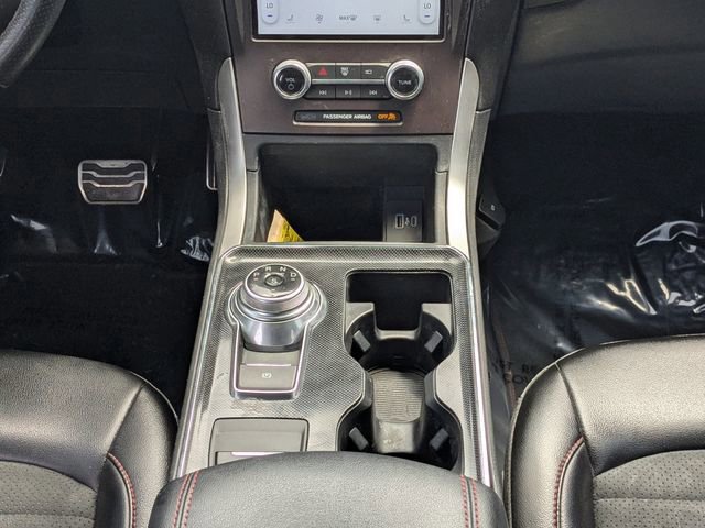 Certified 2021 Ford Edge ST-Line image 18