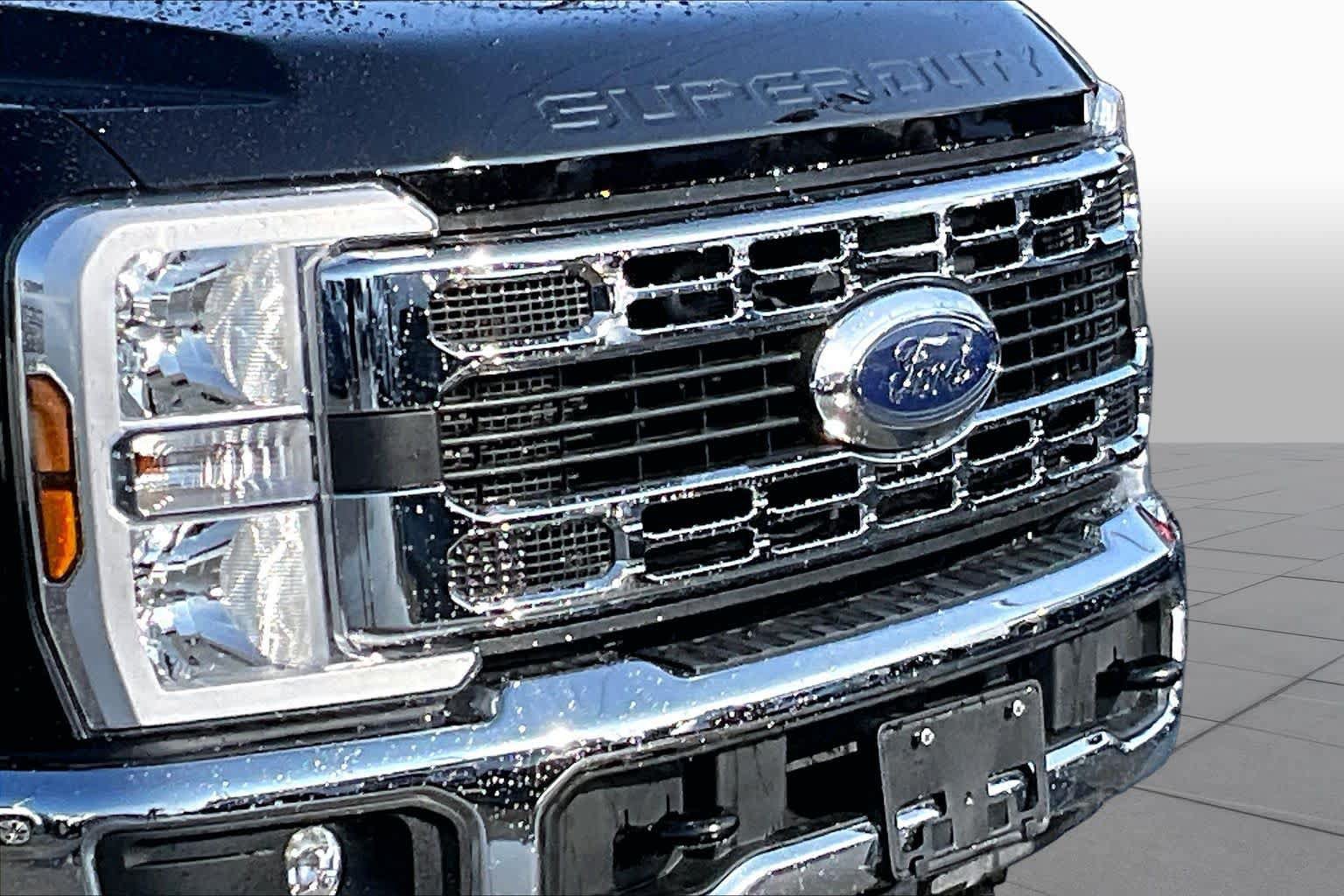 Certified 2025 Ford F250 XLT w/ Tremor Off-Road Package AWD/4WD image 26