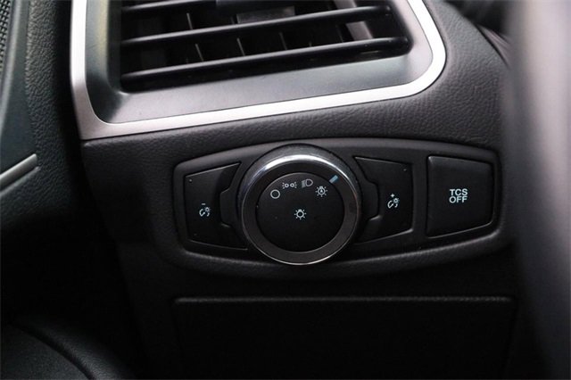 Certified 2024 Ford Edge SEL image 19