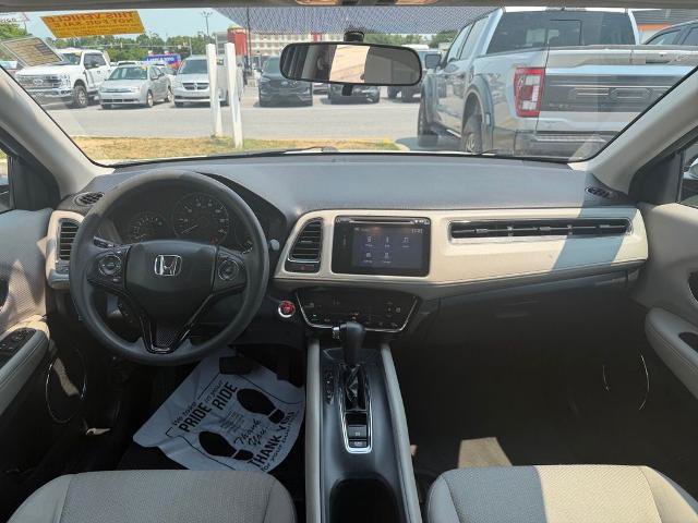 Used 2018 Honda HR-V EX image 14